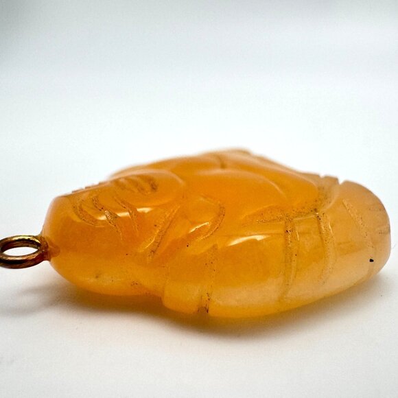 Vintage Hand-Carved Orange Butterscotch Jade Laughing Buddha Pendant 7/8" - Picture 5 of 8
